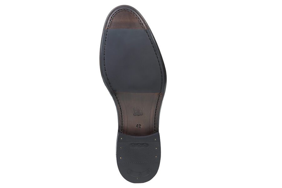 calzados hiplus 7527 nb, motoboot, en piel boxcalf. sube de 9 a 10 cm de estatura